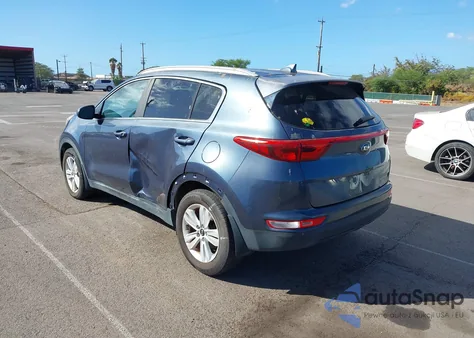2017 Kia Sportage Lx z USA, uszkodzony, nr VIN KNDPMCAC7H7250769
